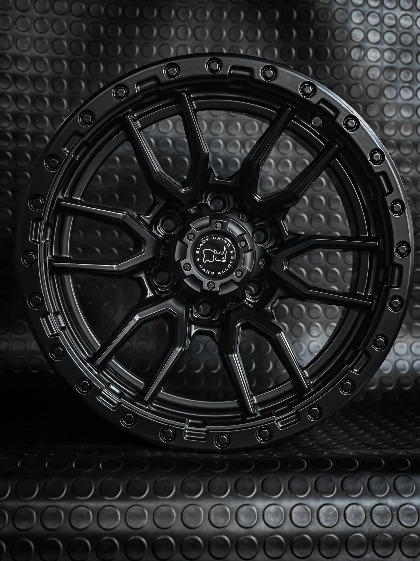 4 Llantas 17x9 6x114 Blackrhino ET -12 Negro mate