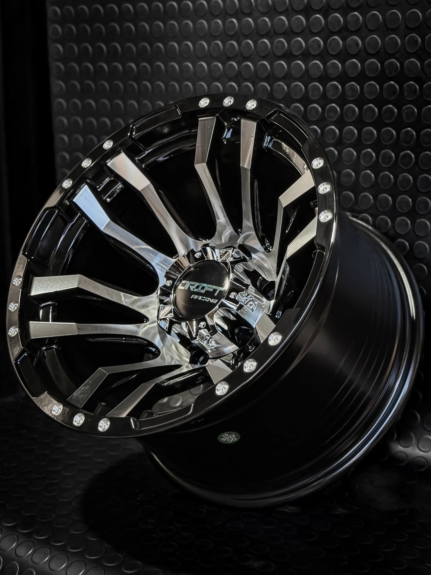 4 Llanta 16x10 6x139.7 ET -44 Negro Gloss + Cromado Drift R