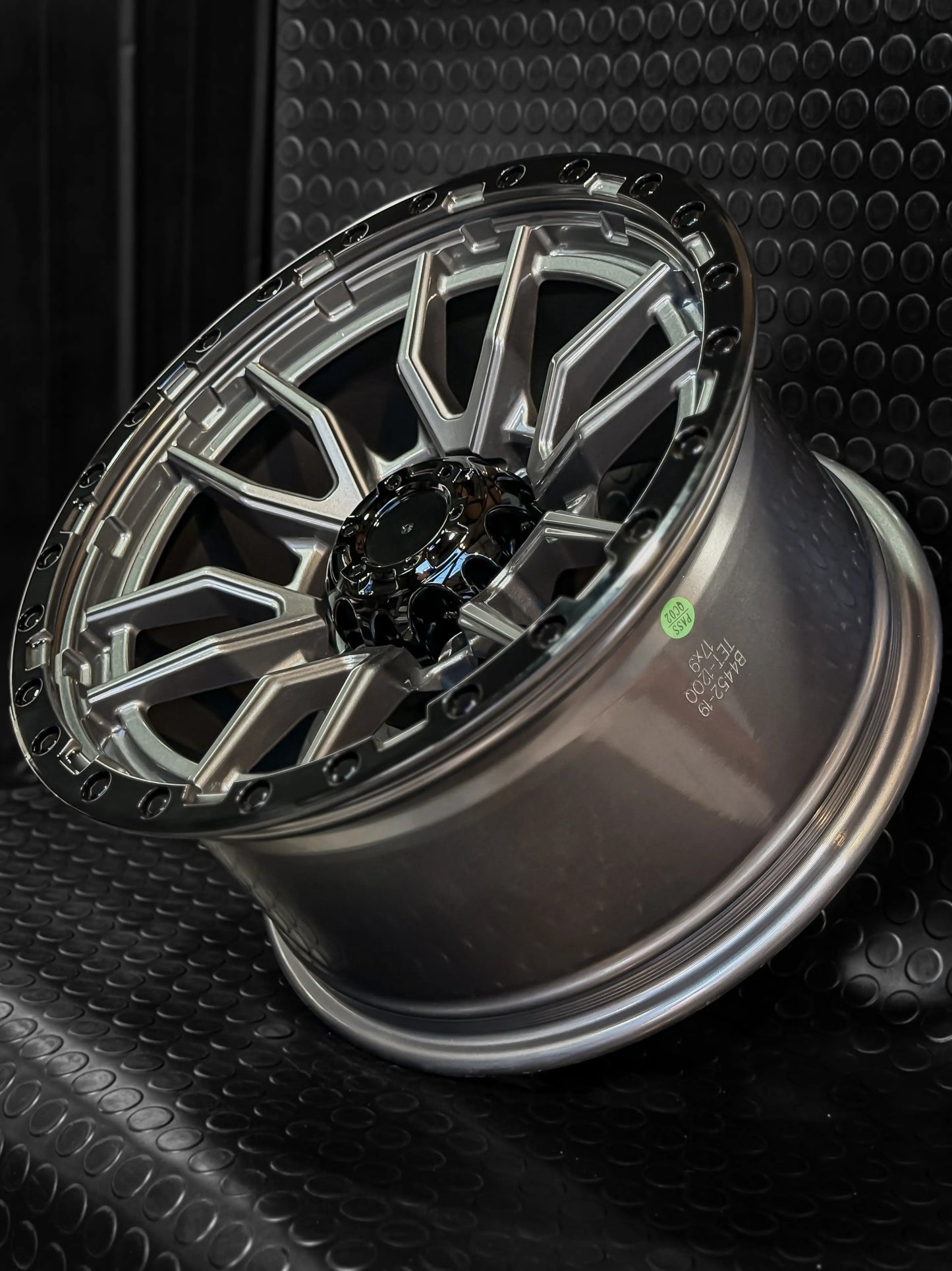 4 Llantas 17x9 6x139.7 Et -12 Blackrhino Gris Gloss